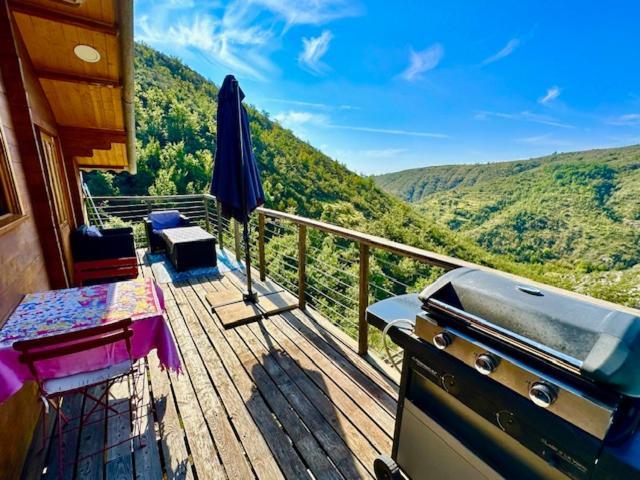 Chalet Sur Pilotis Avec Piscine Privee Luceram Экстерьер фото